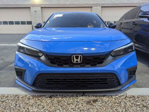 Used 2024 Honda Civic Sport image 2