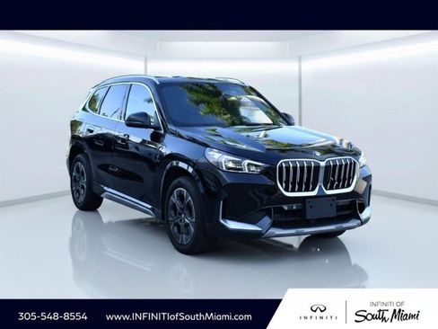 Used 2025 BMW X1 xDrive28i AWD/4WD image 3