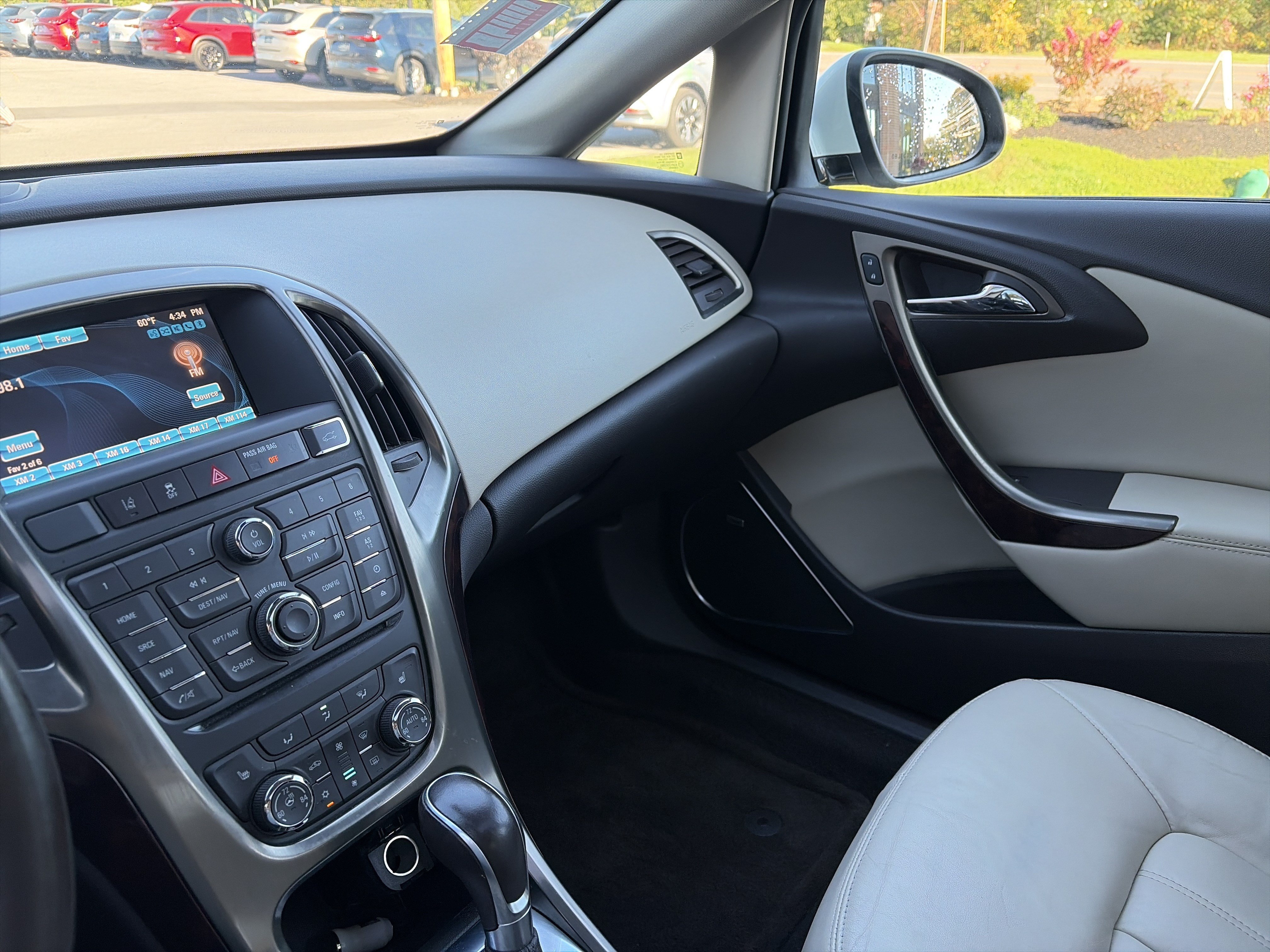 Used 2016 Buick Verano Leather w/ Experience Buick Package FWD image 22