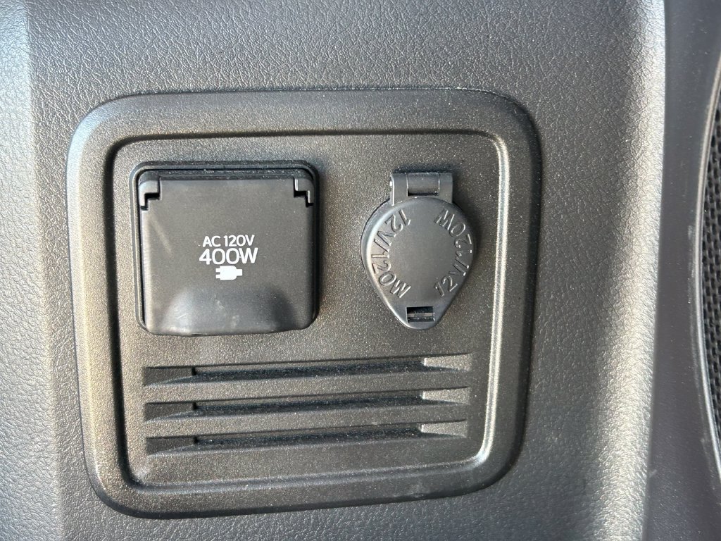 Used 2024 Toyota 4Runner Limited AWD/4WD image 13
