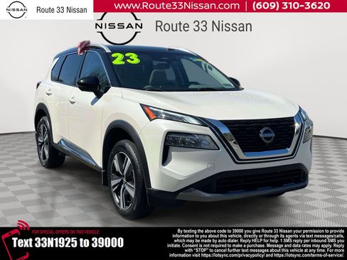 Used 2023 Nissan Rogue SL image 1
