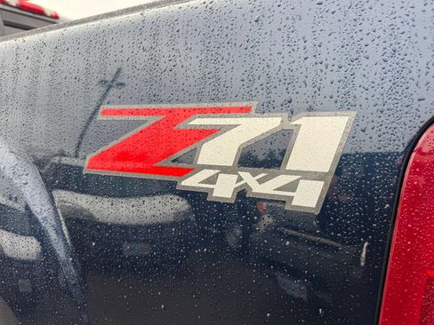 Used 2008 GMC Sierra 1500 SLT w/ Z71 Off-Road Package image 19