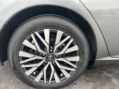 Used 2023 Nissan Altima 2.5 SV image 31