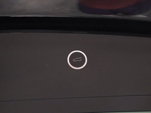 Used 2016 Tesla Model X 90D AWD/4WD image 33