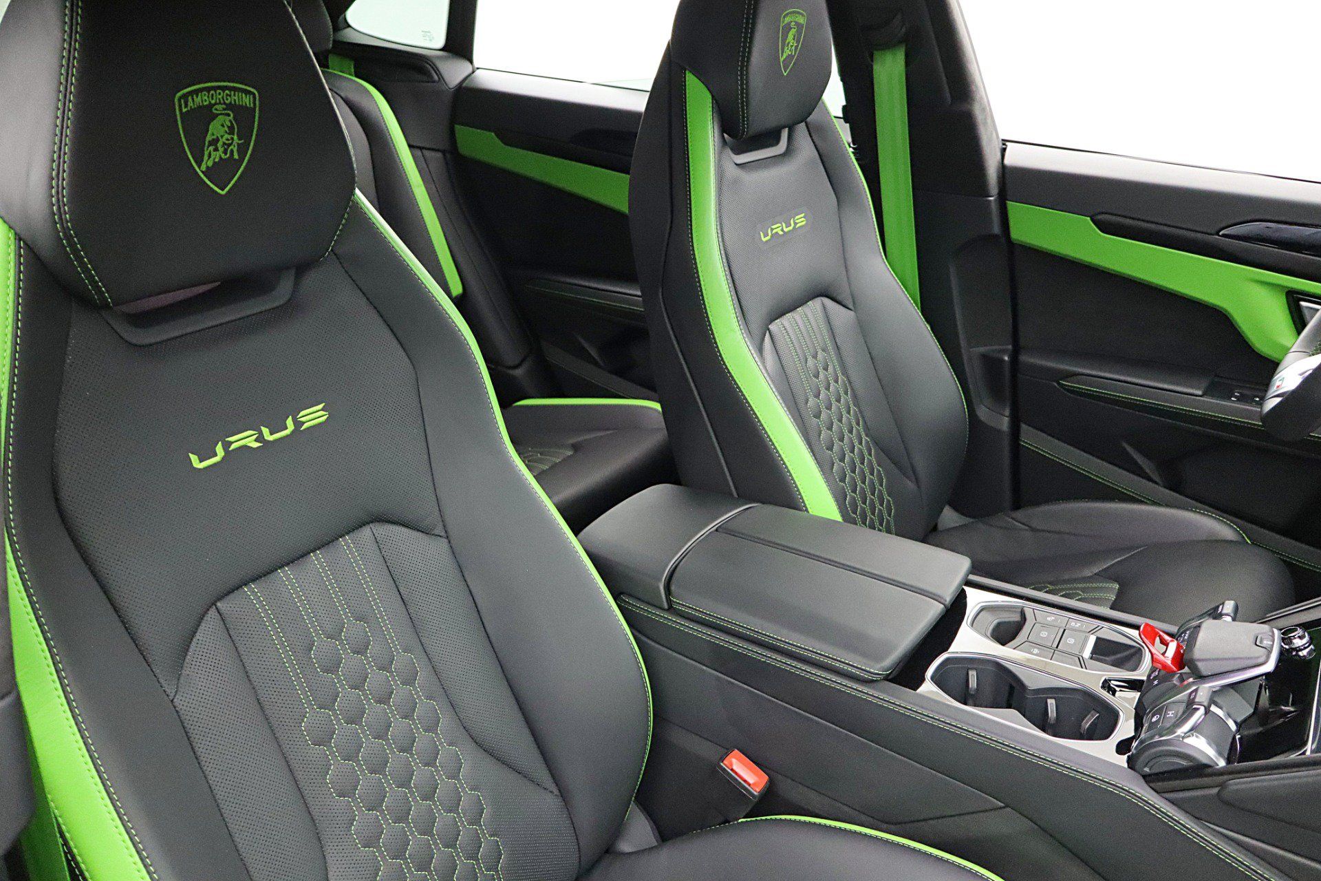 Used 2024 Lamborghini Urus S AWD/4WD image 45