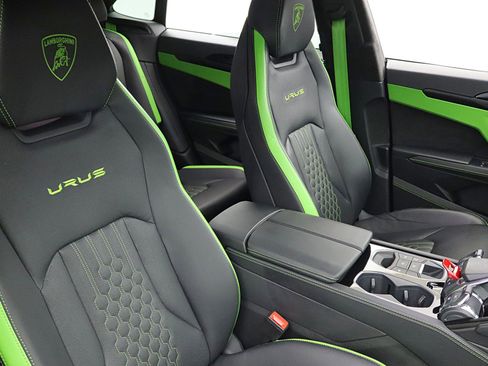 Used 2024 Lamborghini Urus S image 45