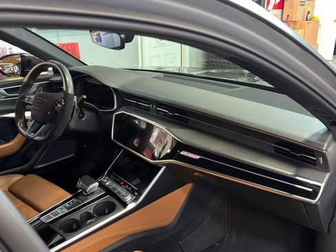 Used 2021 Audi RS 6 AWD/4WD image 20