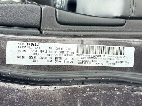 Used 2018 Jeep Grand Cherokee Limited image 33