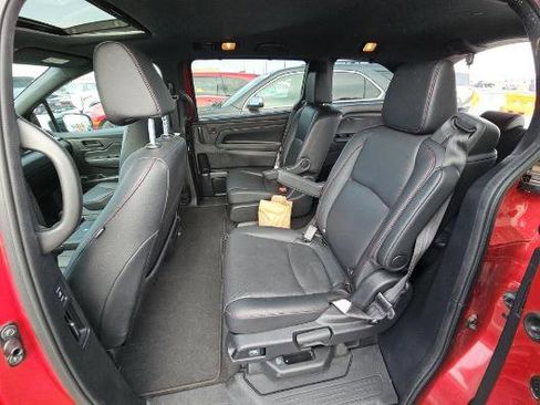 Used 2025 Honda Odyssey Sport-L image 10