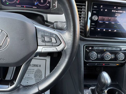 Used 2021 Volkswagen Atlas SEL image 32