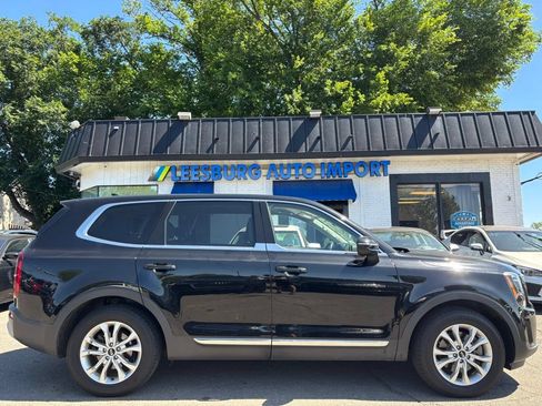 Used 2020 Kia Telluride LX AWD/4WD image 5