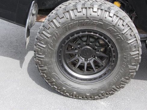 Used 2020 Toyota 4Runner TRD Off-Road AWD/4WD image 41