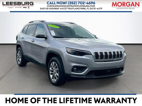 Used 2021 Jeep Cherokee Latitude Lux w/ Sun & Sound Group AWD/4WD image 1