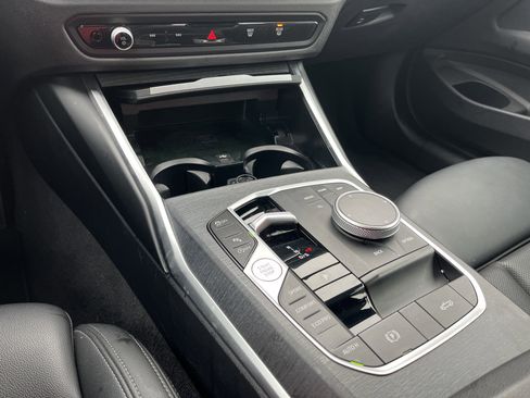 Used 2025 BMW 430i Convertible image 11