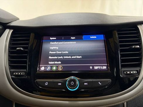 Used 2020 Chevrolet Trax LT w/ LPO, Protection Package AWD/4WD image 52