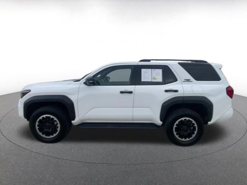 Used 2025 Toyota 4Runner TRD Off-Road image 9