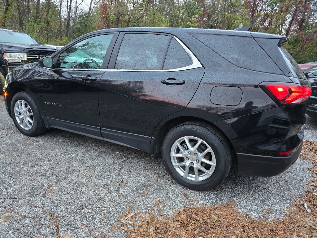 Used 2024 Chevrolet Equinox LT FWD image 4