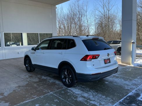Used 2023 Volkswagen Tiguan SE image 20