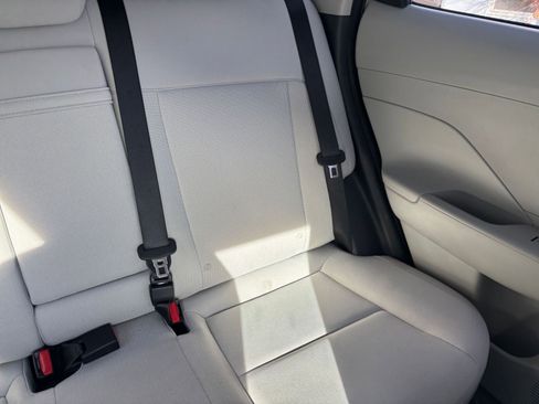 Used 2025 Hyundai Kona SEL image 33