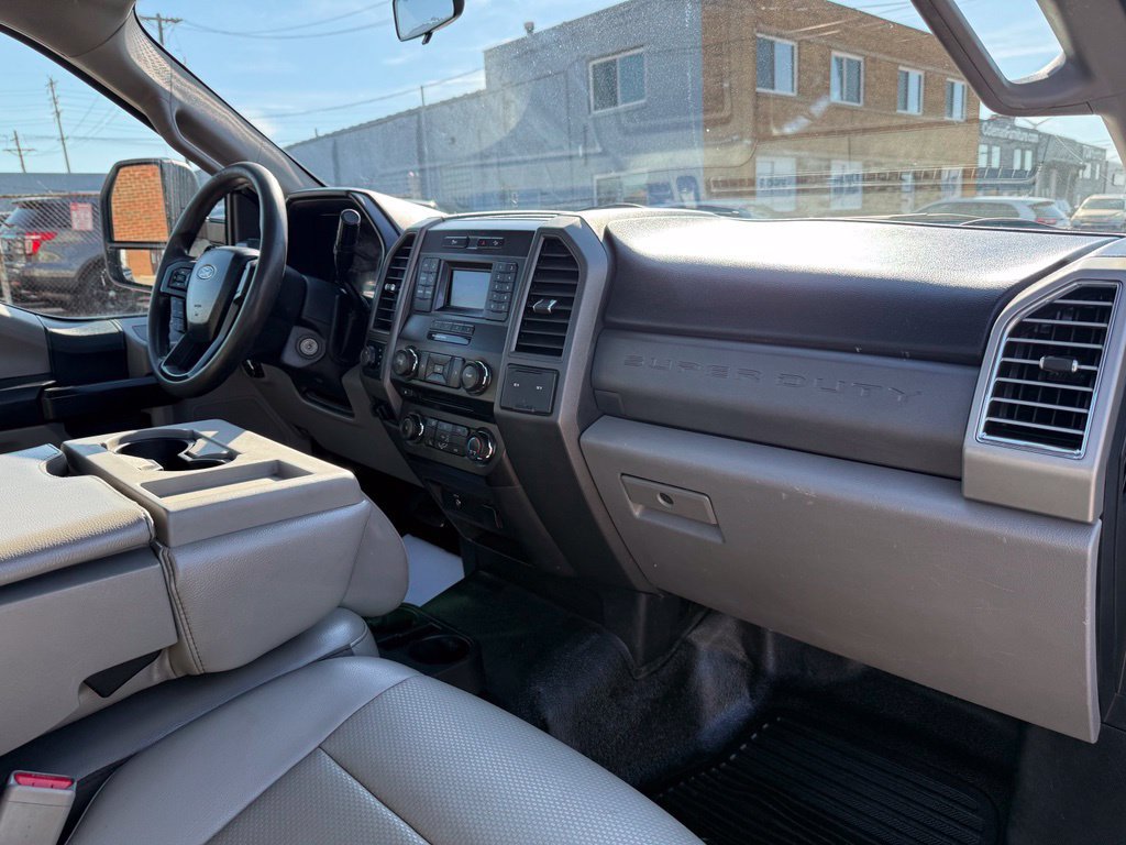Used 2017 Ford F250 XL w/ Power Equipment Group AWD/4WD image 24