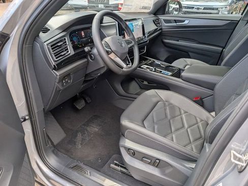 New 2026 Volkswagen Atlas Cross Sport SE FWD image 11