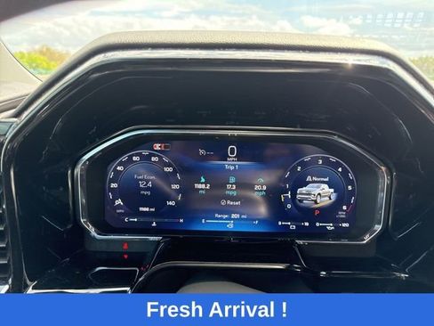 Used 2026 Chevrolet Silverado 1500 LTZ RWD image 4