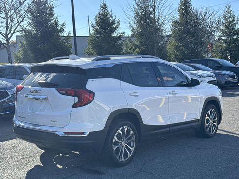 Used 2021 GMC Terrain SLT w/ Infotainment Package II image 5