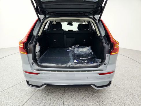 New 2026 Volvo XC60 T8 Plus image 15