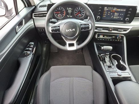 Used 2024 Kia K5 LXS image 11