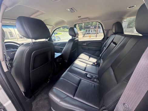 Used 2013 Chevrolet Tahoe LT image 11