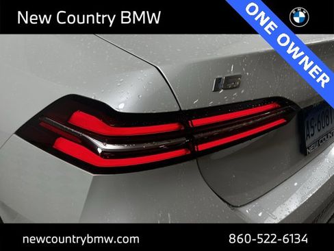 Used 2025 BMW i5 xDrive40 w/ Premium Package image 34