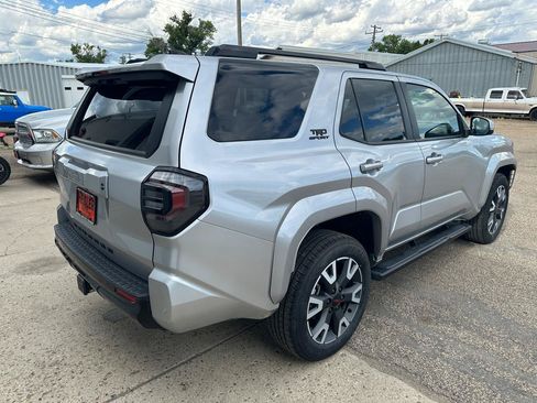 Used 2025 Toyota 4Runner TRD Sport AWD/4WD image 7