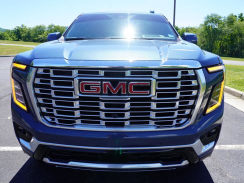 Used 2026 GMC Yukon XL Elevation w/ Elevation Premium Package AWD/4WD image 24