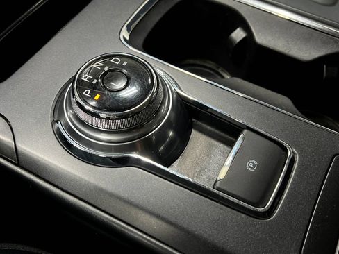 Used 2019 Ford Fusion Titanium FWD image 31