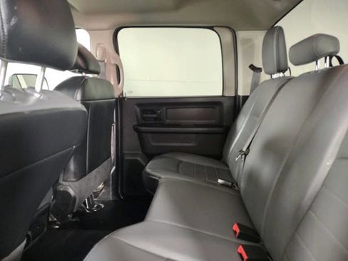 Used 2022 RAM 1500 Tradesman w/ Chrome Appearance Group image 14