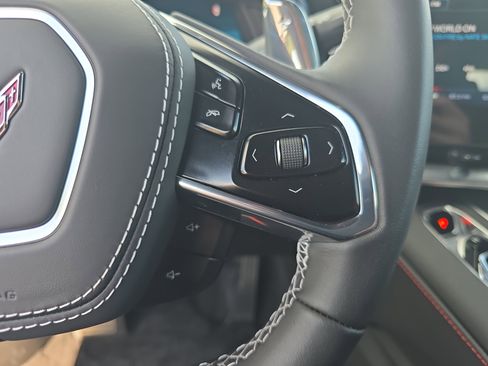 Used 2025 Chevrolet Corvette Stingray Coupe w/ Z51 Performance Package RWD image 16