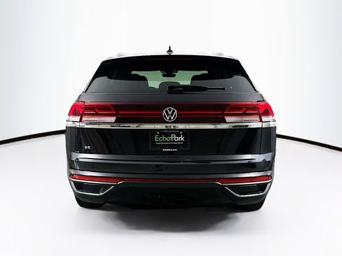 Used 2025 Volkswagen Atlas Cross Sport SE image 7