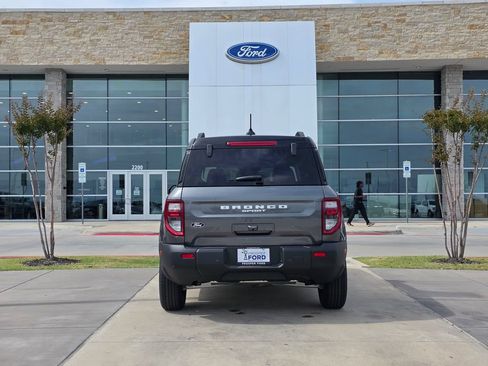 New 2026 Ford Bronco Sport Outer Banks w/ Outer Banks Tech Package+ AWD/4WD image 17