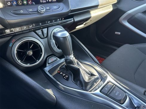 Used 2021 Chevrolet Camaro LT image 19