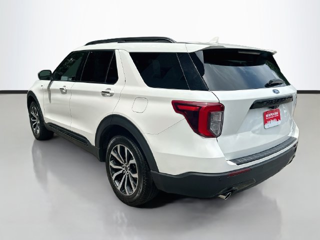 Used 2022 Ford Explorer ST-Line AWD/4WD image 7