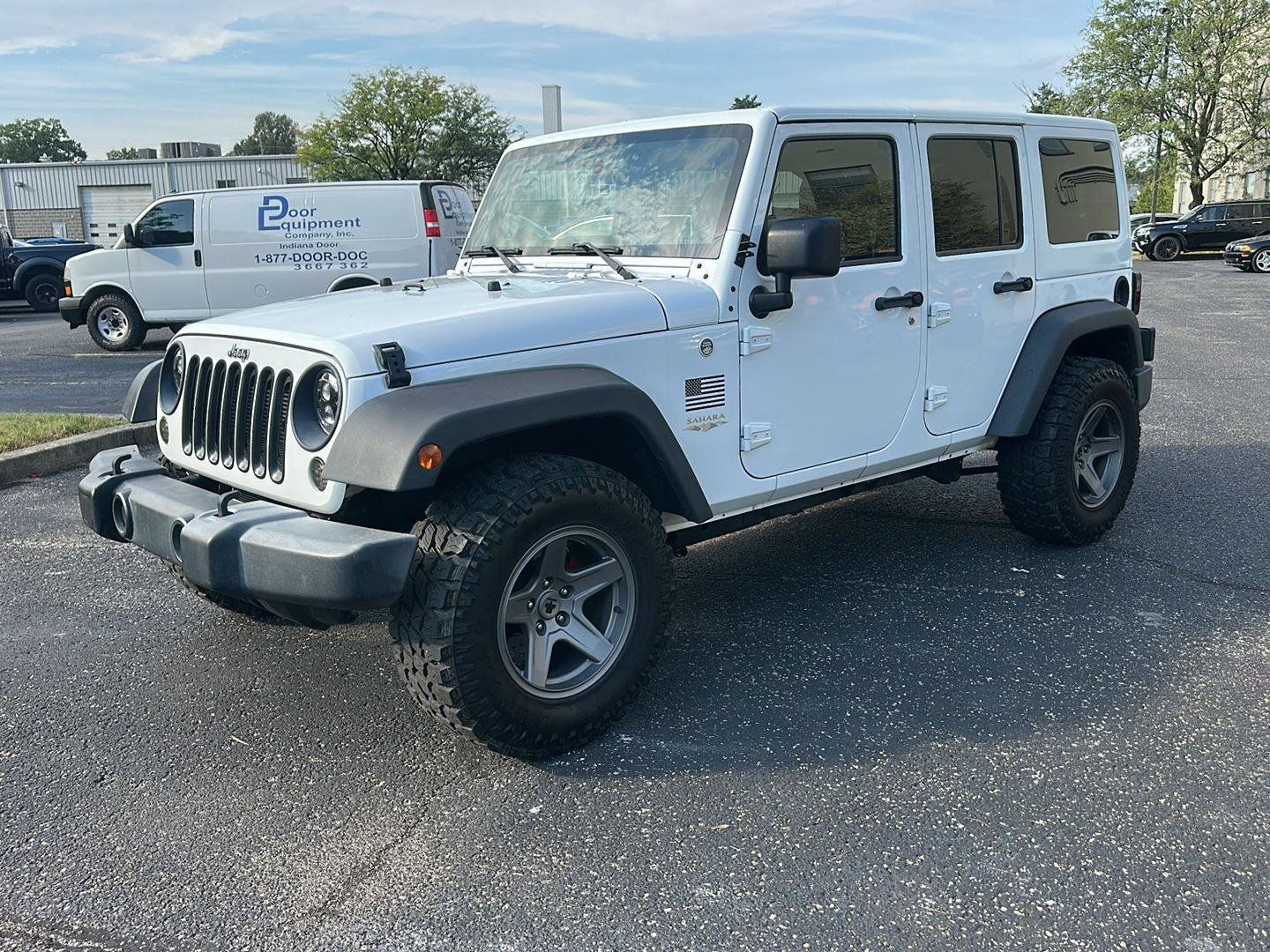 Used 2013 Jeep Wrangler Unlimited Sahara AWD/4WD image 7