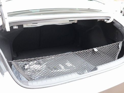 New 2026 Hyundai Elantra SEL Sport FWD image 10