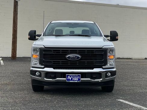 New 2025 Ford F250 XL w/ XL Chrome Package image 9