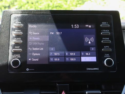 Used 2021 Toyota Camry LE FWD image 30