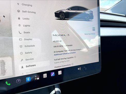 Used 2024 Tesla Model 3 Standard Range RWD image 24