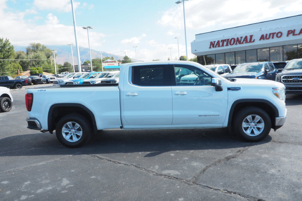 Used 2019 GMC Sierra 1500 SLE w/ Driver Alert Package I AWD/4WD image 4