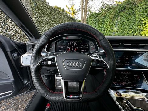 Used 2023 Audi RS 7 Sportback w/ Black Optic Package image 11