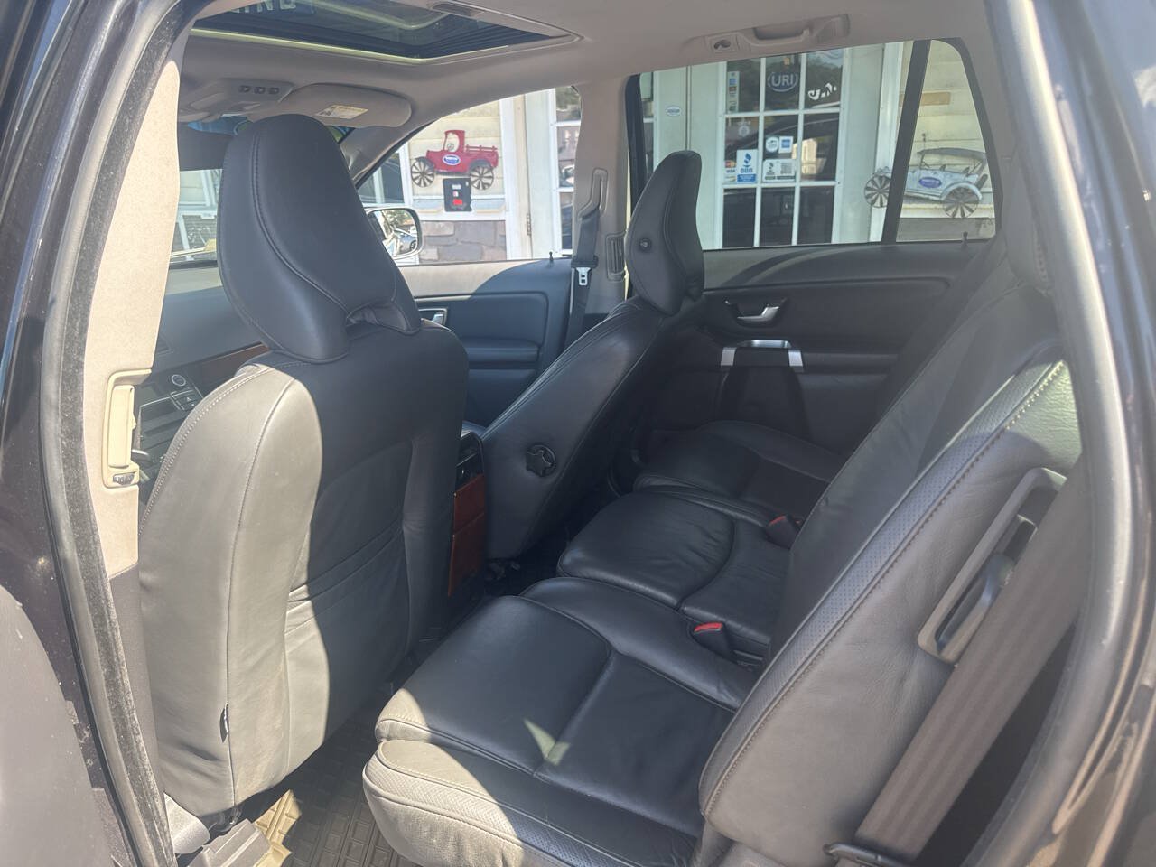 Used 2010 Volvo XC90 V8 AWD/4WD image 24