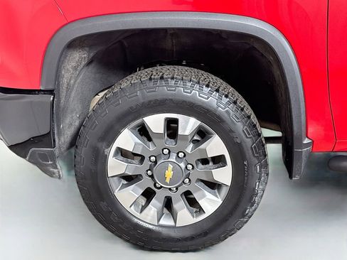 Used 2024 Chevrolet Silverado 2500 Custom w/ Custom Value Package AWD/4WD image 28