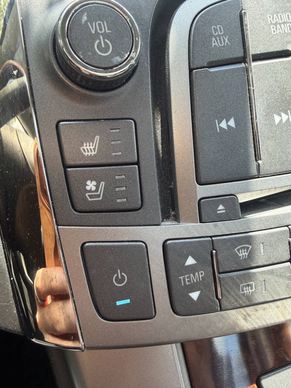 Used 2010 Buick LaCrosse CXS w/ Touring Package FWD image 18